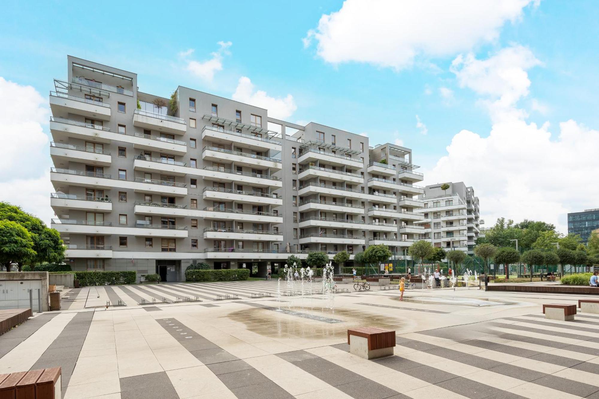 New Varsovia Comfort 569 Bagian luar foto